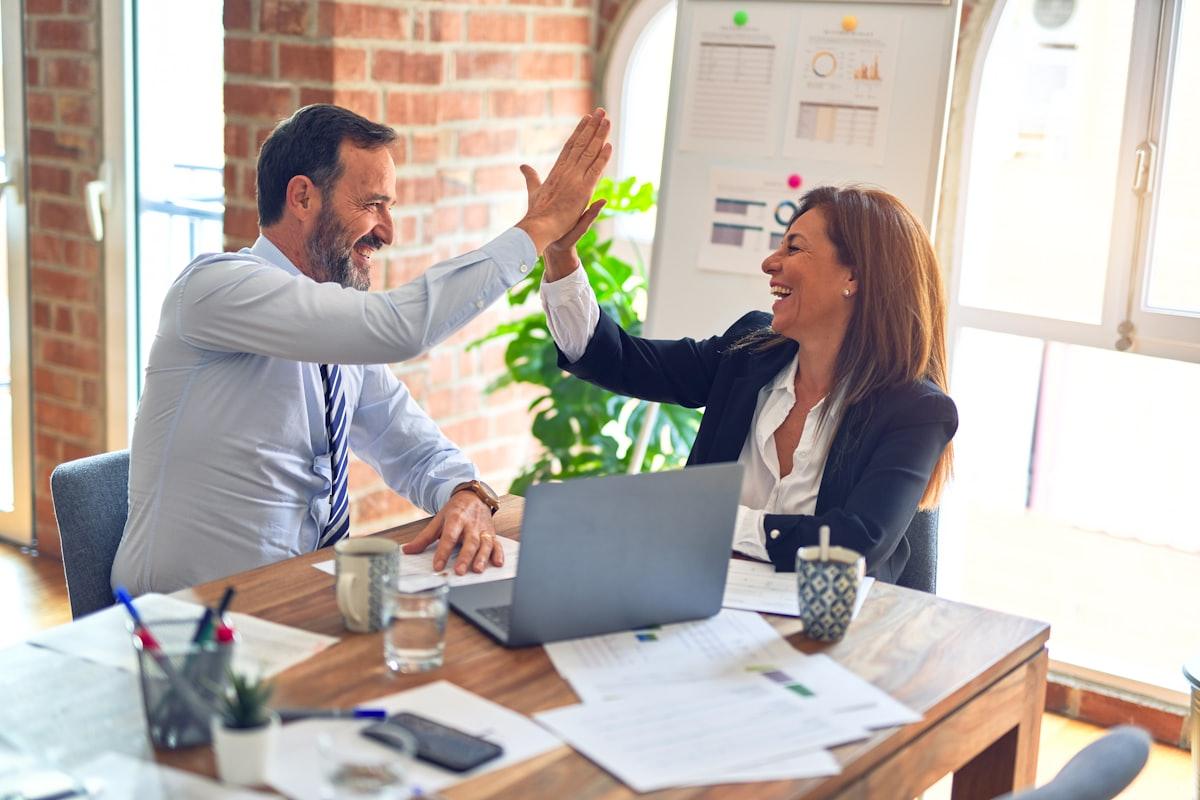 Expert team handling your GST matter